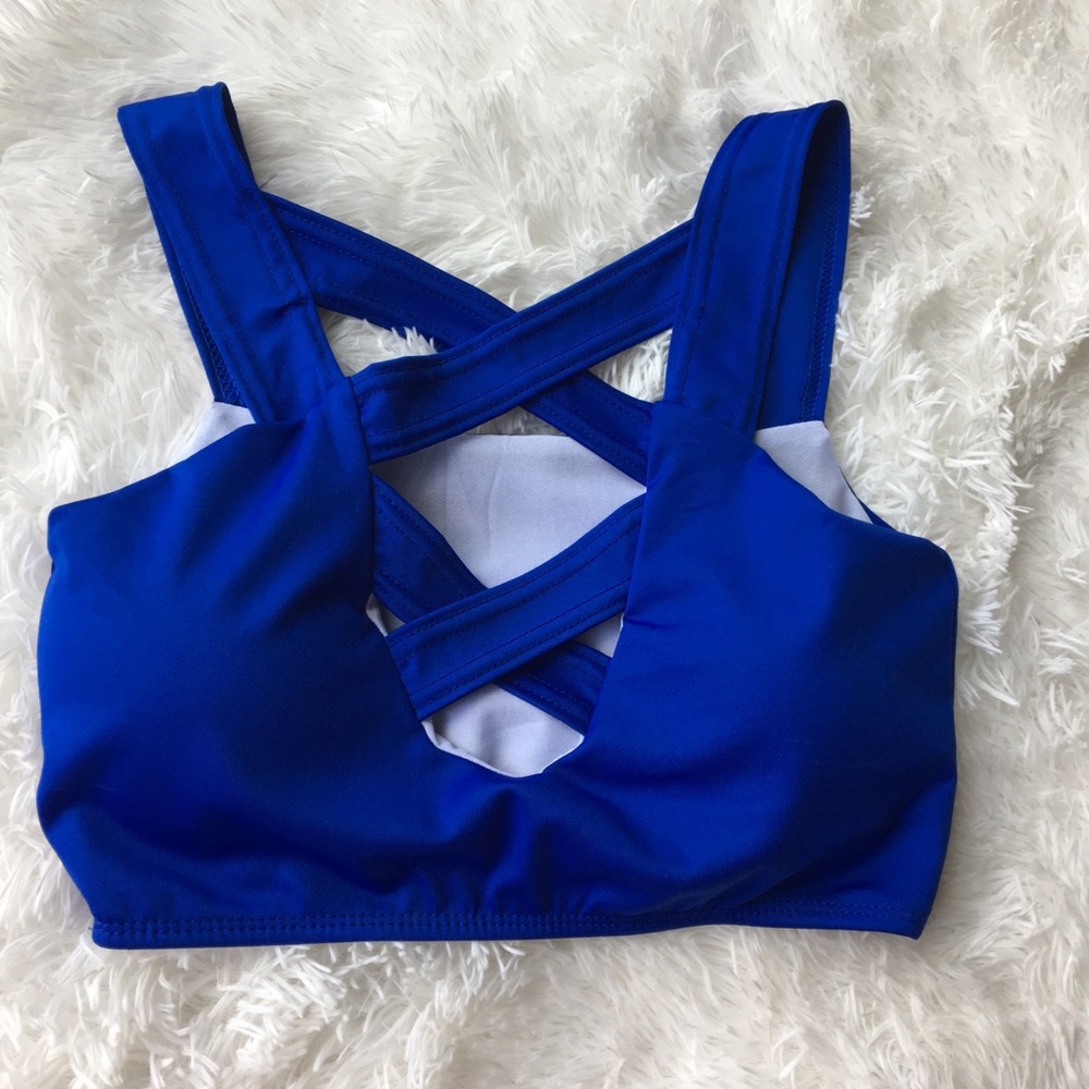 ⭐️ NWOT. Blue bikini top. Small. Stretchy. Lightweight. Breathable. - Picture 2 of 8